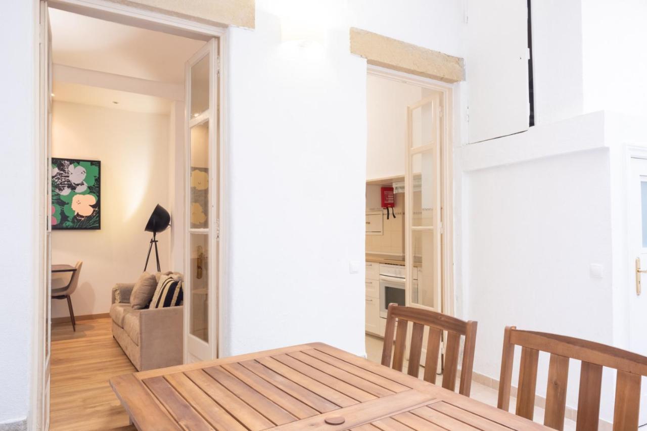 Central Apartment With Terrace By Lovelystay ลิสบอน ภายนอก รูปภาพ