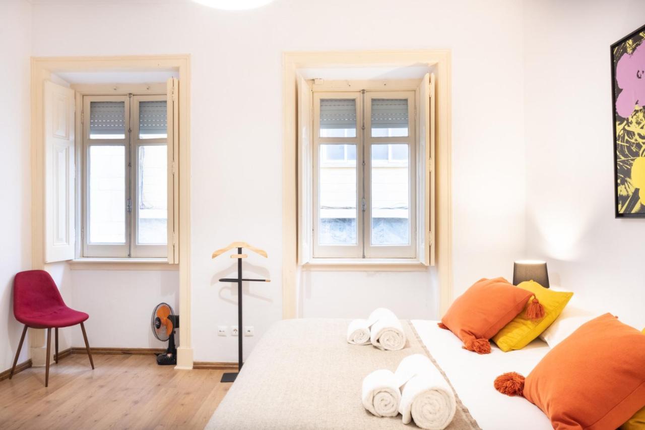 Central Apartment With Terrace By Lovelystay ลิสบอน ภายนอก รูปภาพ