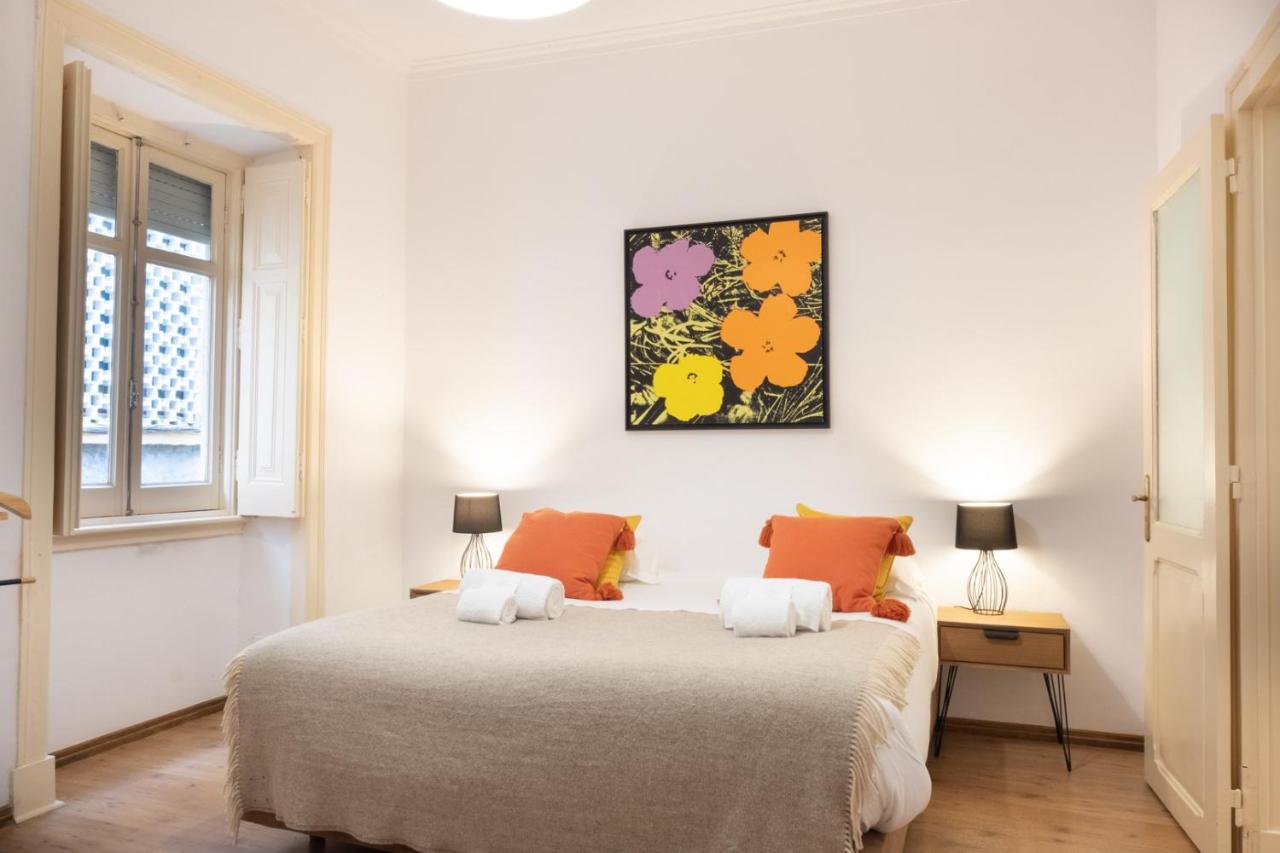 Central Apartment With Terrace By Lovelystay ลิสบอน ภายนอก รูปภาพ